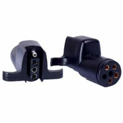 Uriah Products Uriah 6-Way Round To 4-Way Flat Molded Adapter #UE624000